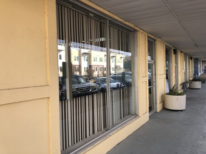 More Photos Of 6978 Main St, Lithonia Storefront Retail Office For Sale