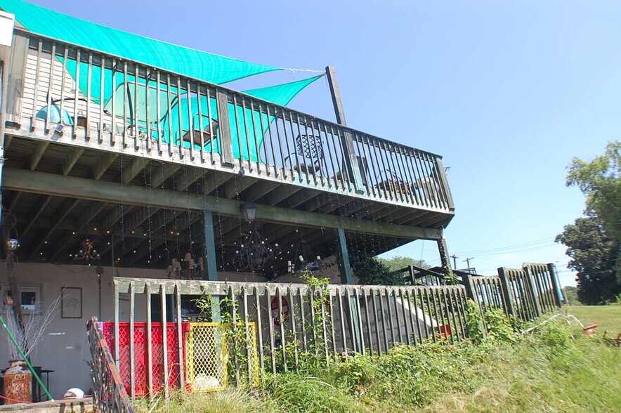 More Photos Of 1835 Delmar Dr, Folcroft Freestanding For Lease