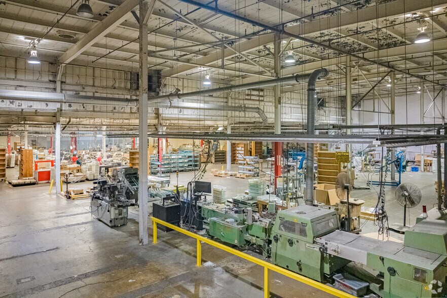 More Photos Of 4437 E 49th St, Cleveland Warehouse For Sale