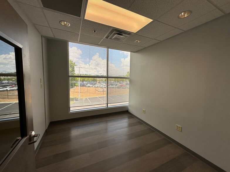 More Photos Of 5380 Hickory Hollow Pky, Antioch Medical For Lease