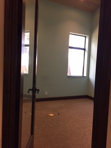 More Photos Of 1025 W Indiantown Rd, Jupiter Office For Lease