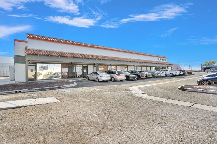 More Photos Of 14741 7th St, Victorville General Retail For Sale