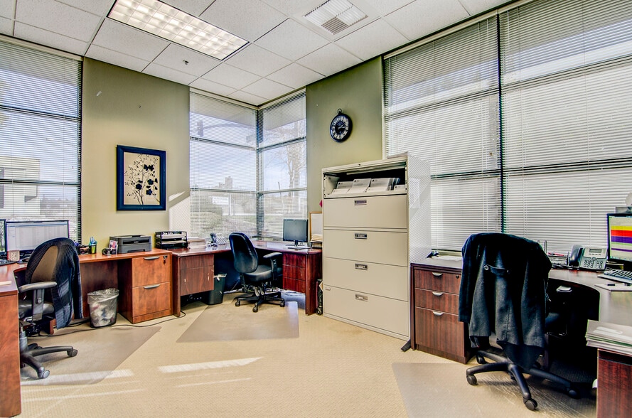 More Photos Of 8780 Auburn Folsom Rd, Granite Bay Serviced Offices For Sale