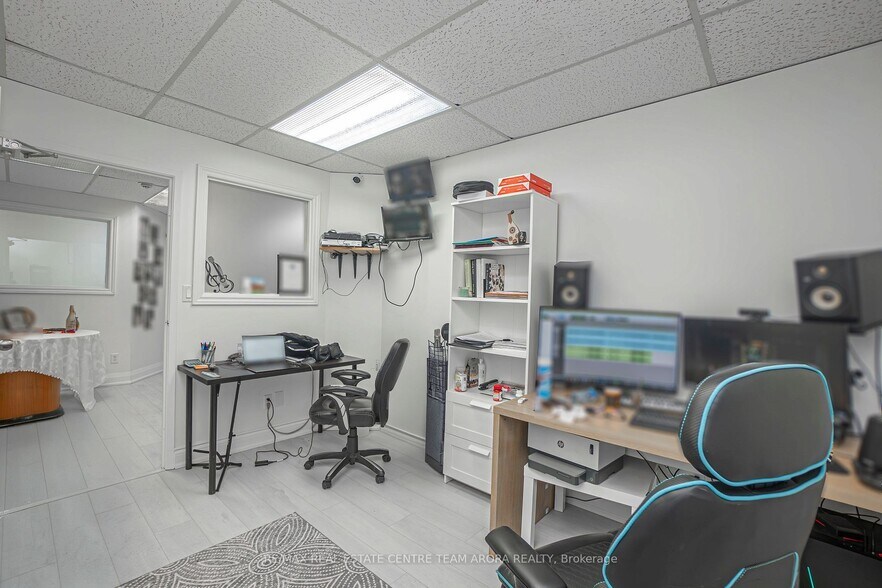More Photos Of 3173 Erindale Station Rd, Mississauga Medical For Sale