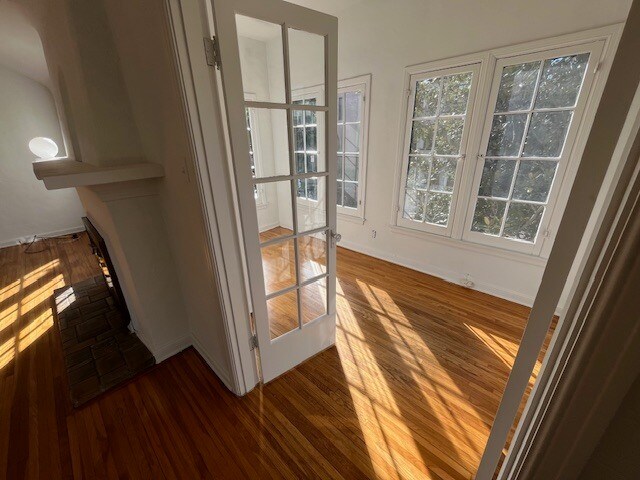 More Photos Of 1040 S Longwood Ave, Los Angeles Apartments For Sale