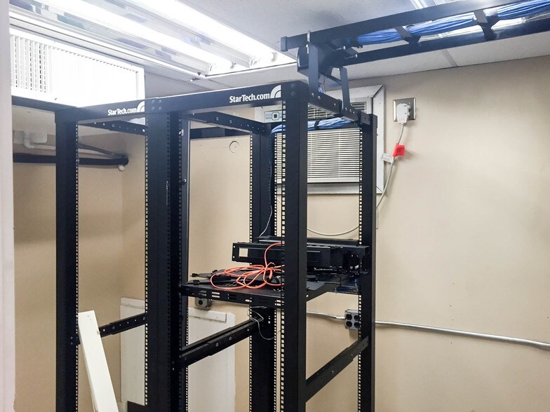 More Photos Of 2 Flint Mine Rd, Coxsackie Manufacturing For Sale