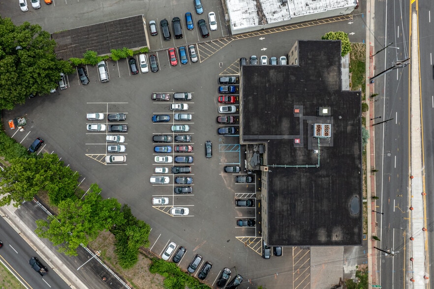 More Photos Of 1767 Morris Ave, Union Township Medical For Lease