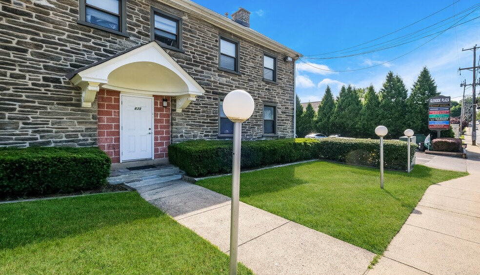 More Photos Of 835 Glenside Ave, Wyncote Unknown For Sale