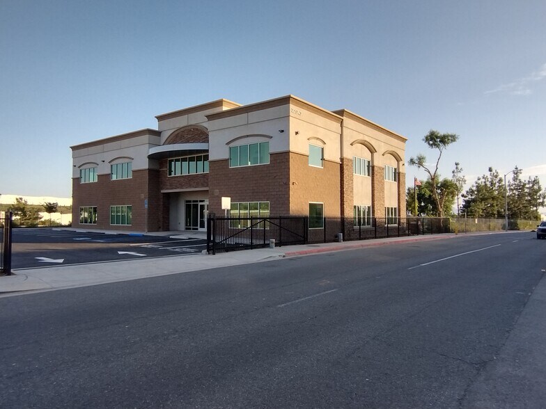 More Photos Of 22040 Valley Blvd, Walnut Medical For Sale