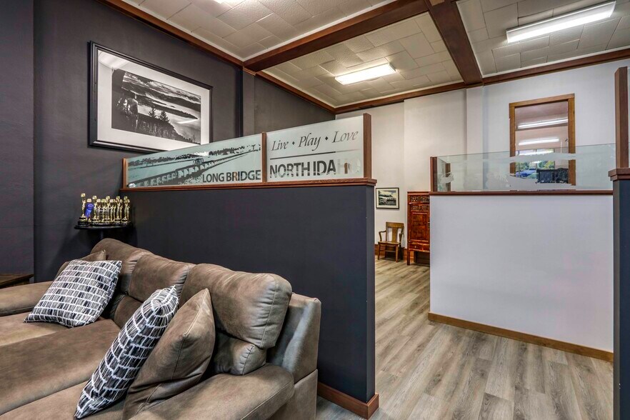 More Photos Of 316 N 2nd Ave, Sandpoint Office For Lease