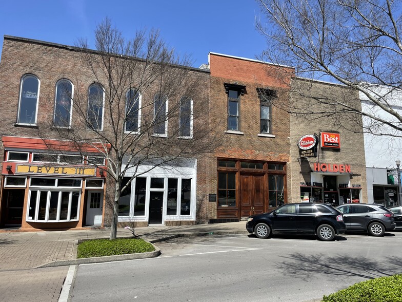 Primary Photo Of 112 S Maple St, Murfreesboro Office For Lease