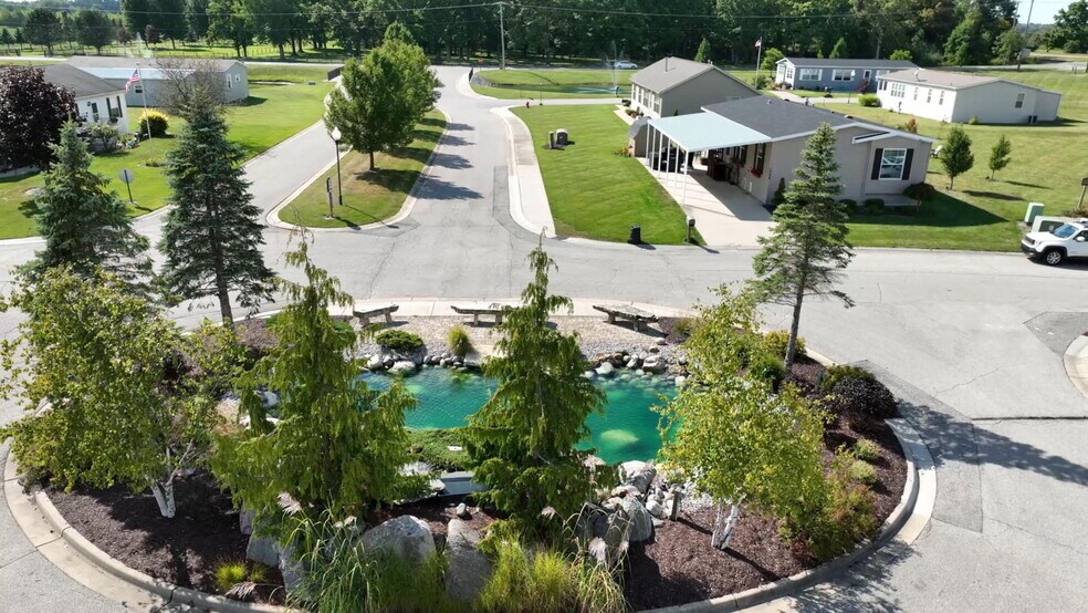 More Photos Of 1723 Cranberry Lake Cir, Saginaw Manufactured Housing Mobile Home Park For Sale