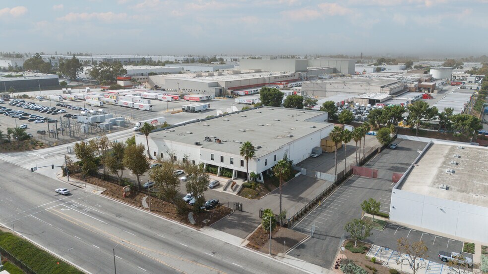 More Photos Of 2121 S Wilmington Ave, Compton Warehouse For Sale