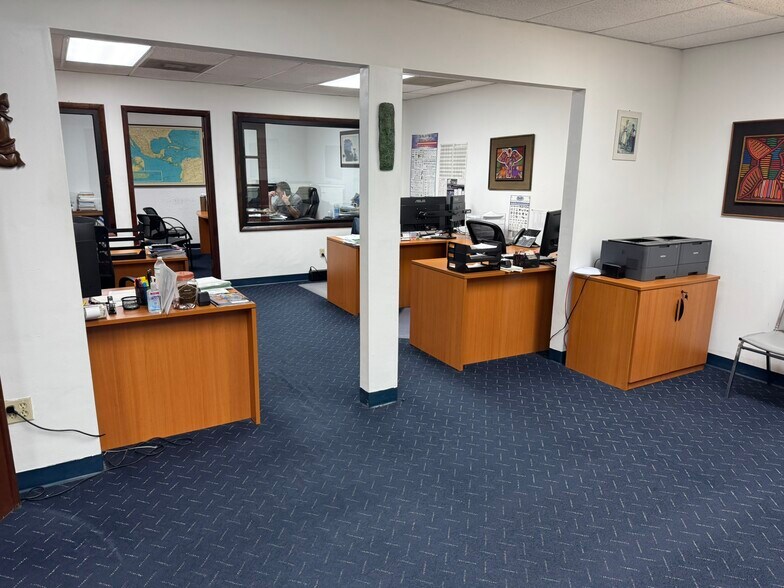 More Photos Of 2001 NW 93rd Ave, Miami Warehouse For Sale