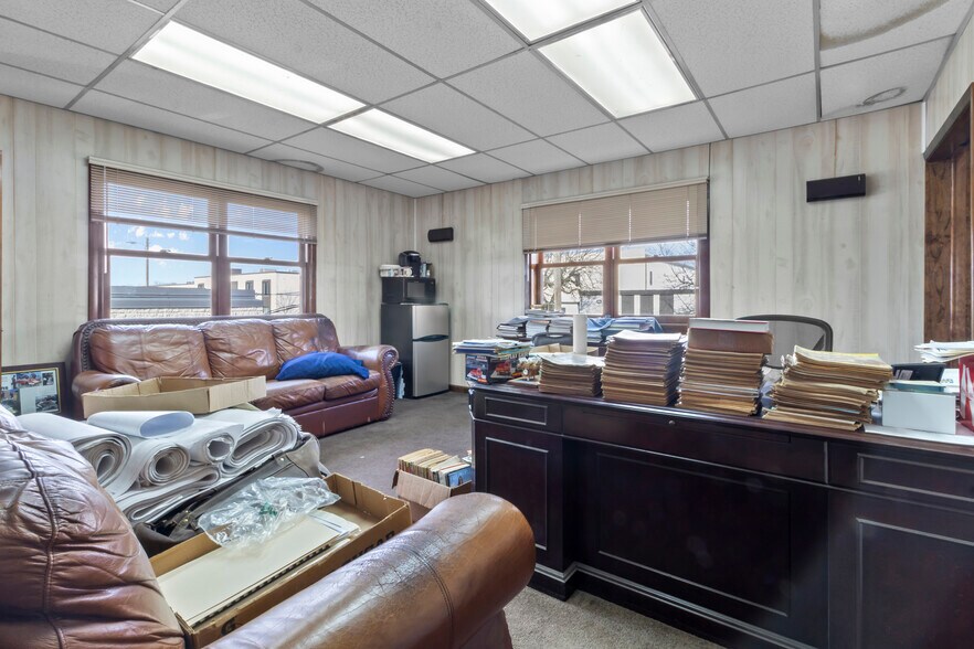 More Photos Of 1805 W 15th St, Indianapolis Warehouse For Sale