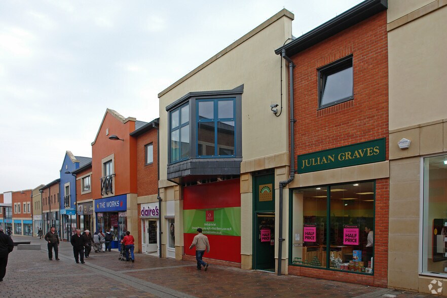 More Photos Of Station Rd, Didcot Storefront For Lease