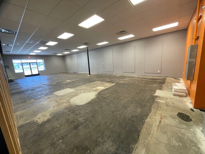 More Photos Of 3353 Route 130, Harrison City Unknown For Lease