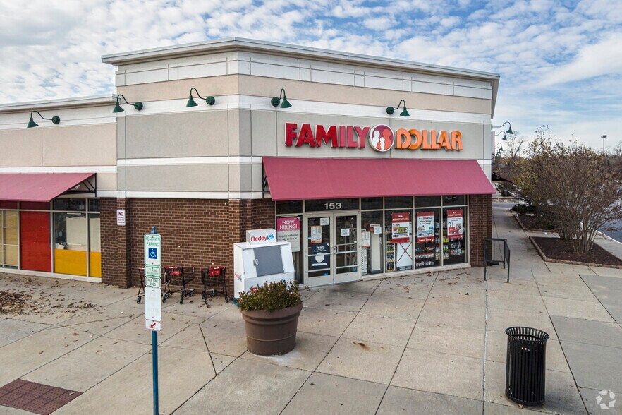 More Photos Of 110-195 Village Dr, Waldorf Unknown For Lease