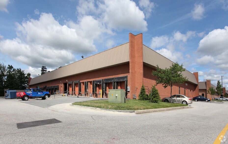 More Photos Of 7389 Washington Blvd, Elkridge Warehouse For Lease