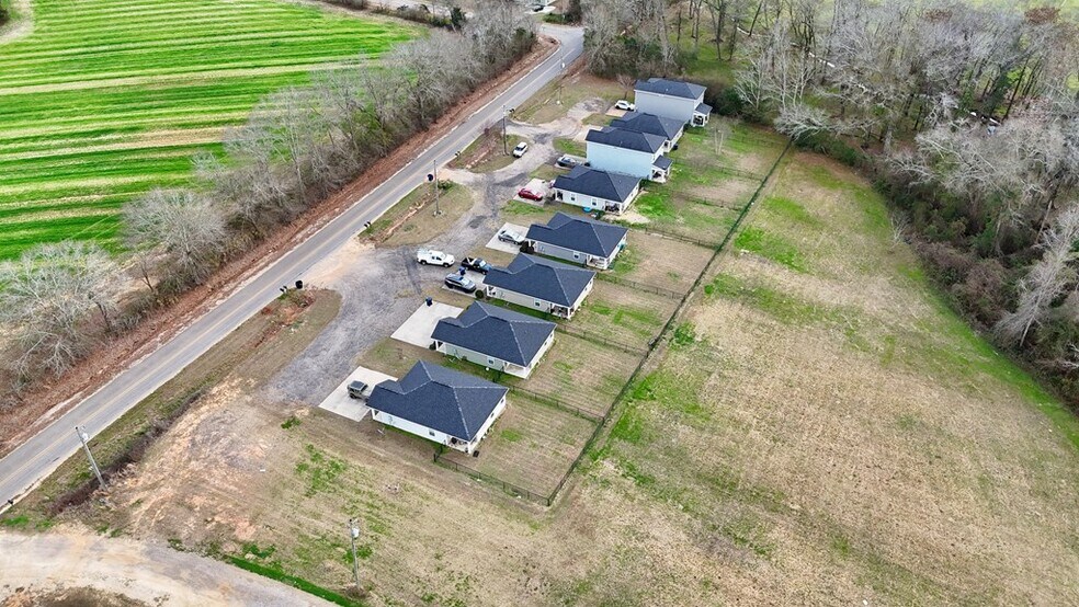 Primary Photo Of 2292 Middleton Rd, Dothan Apartments For Sale