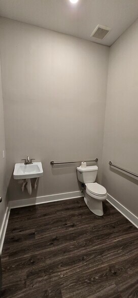 More Photos Of 11700 Atlantis Pl, Alpharetta Office For Lease