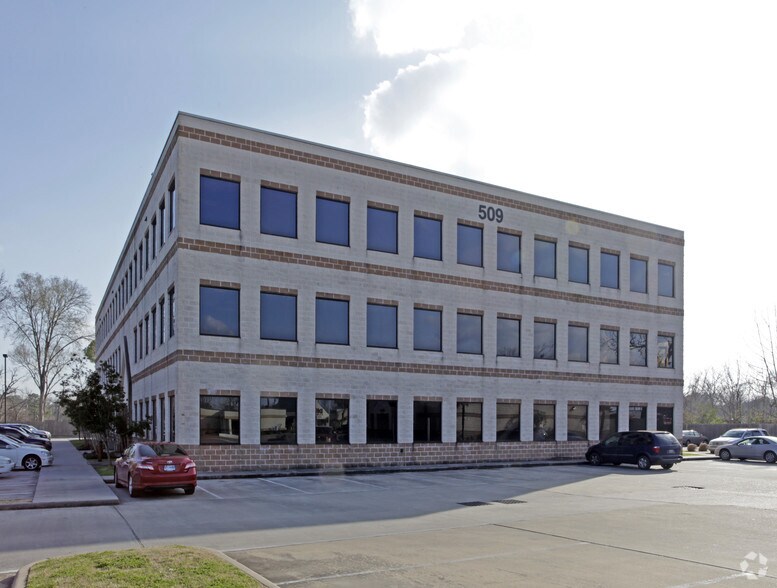 More Photos Of 509 W Tidwell Rd, Houston Medical For Lease