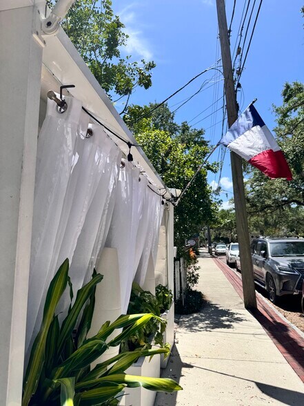 More Photos Of 146 4th Ave N, Safety Harbor Restaurant For Sale