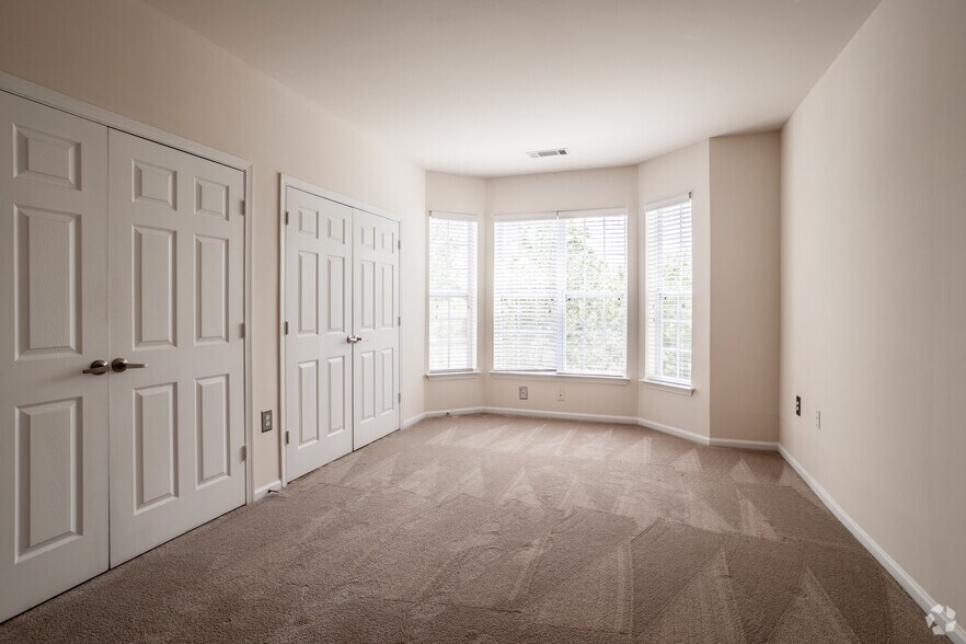 More Photos Of 1776 Patriots Ln, Norristown Apartments For Sale