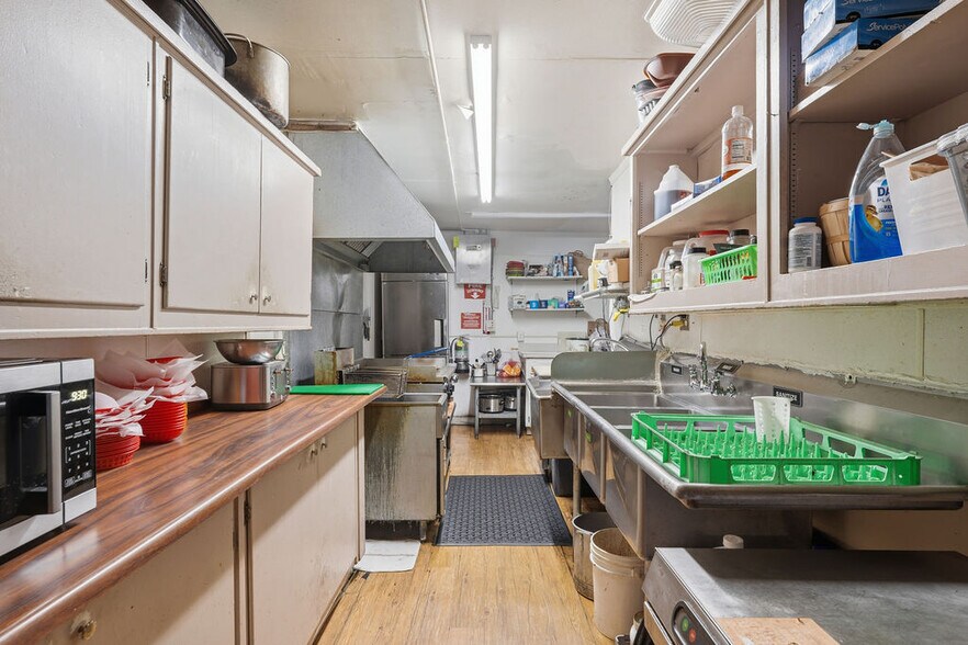 More Photos Of 3911 N Madison St, Spokane Office Residential For Sale