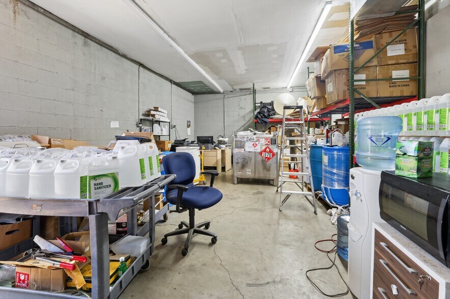 More Photos Of 57 Leuning St, South Hackensack Warehouse For Sale