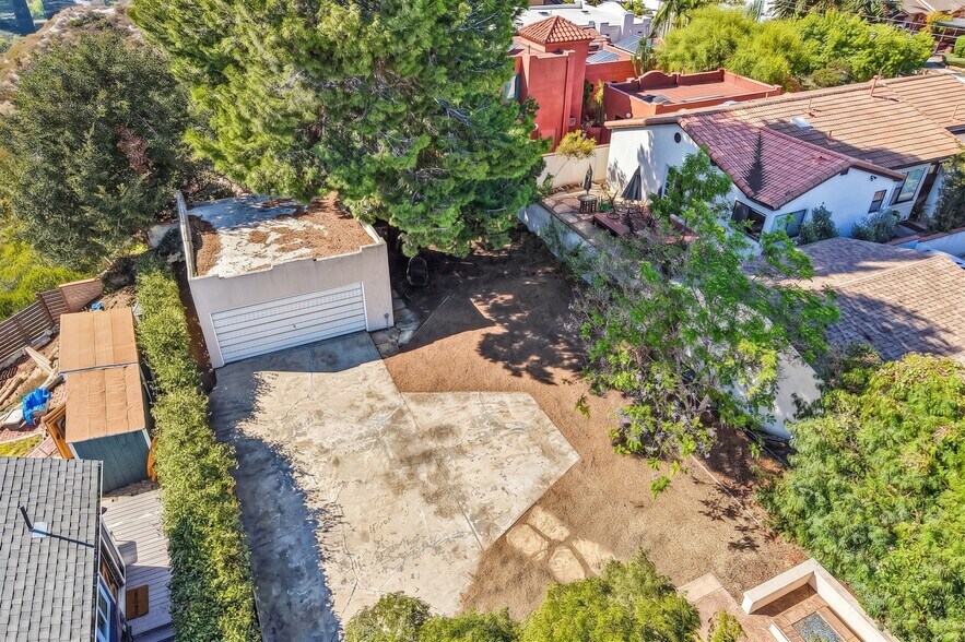 More Photos Of 3378 N Mountain View Dr, San Diego Apartments For Sale