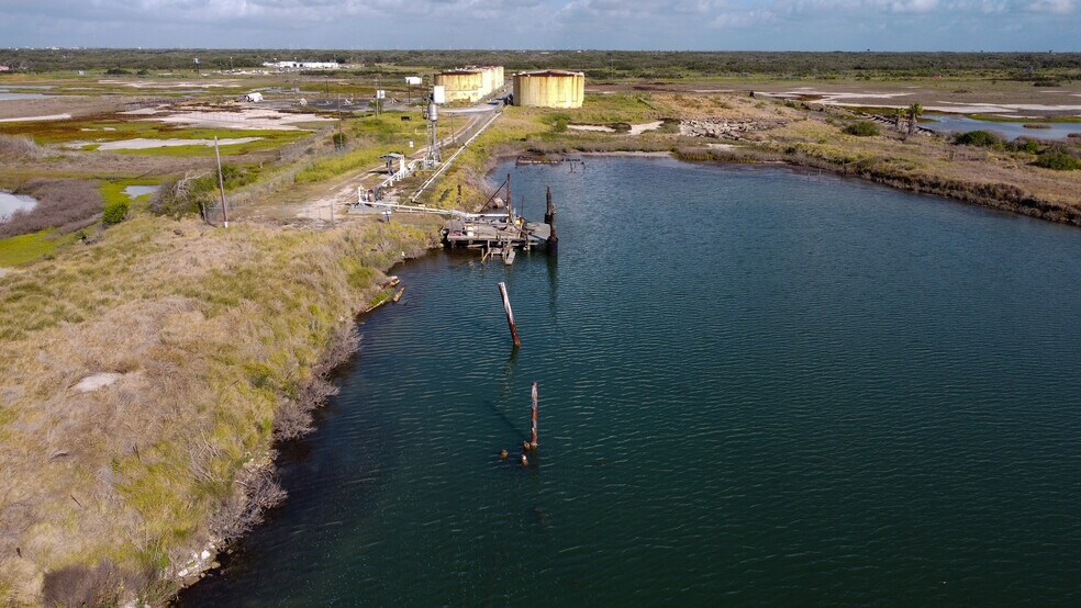 More Photos Of 1603 N State Highway 35, Aransas Pass Chemical Oil Refinery For Sale