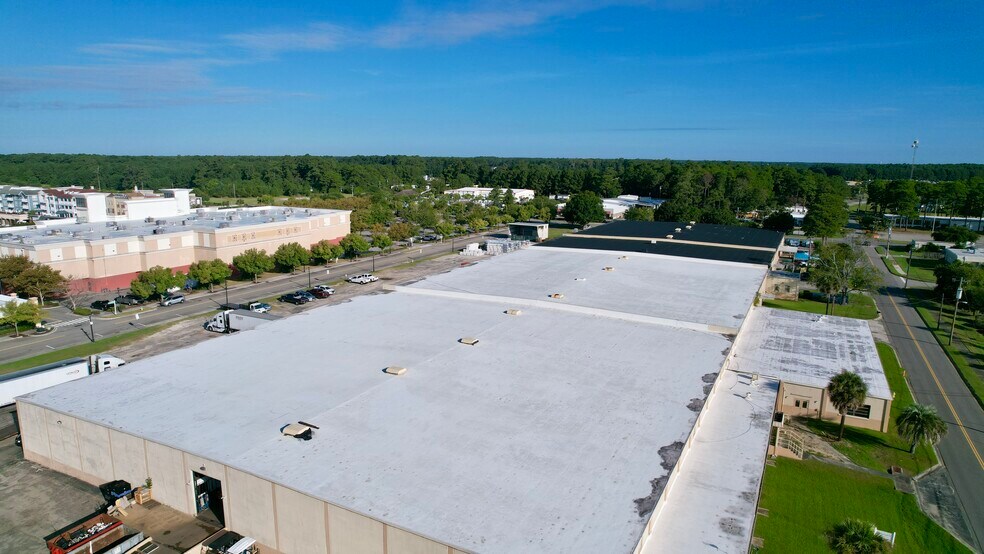 More Photos Of 1131 Shine Ave, Myrtle Beach Warehouse For Lease