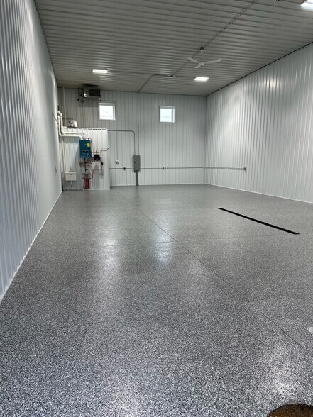 More Photos Of 1301 Main Avenue SE, Moorhead Flex For Lease