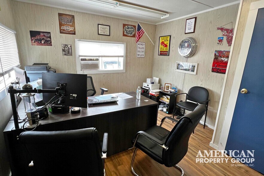 More Photos Of 7861 Tamiami Trl, Sarasota Auto Dealership For Lease