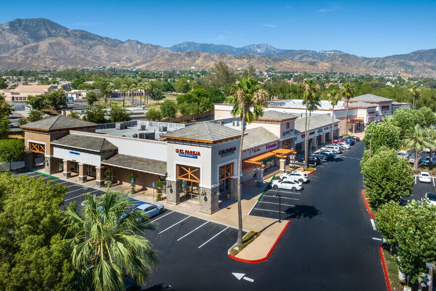 More Photos Of 28930-28988 Greenspot Rd, Highland Unknown For Lease