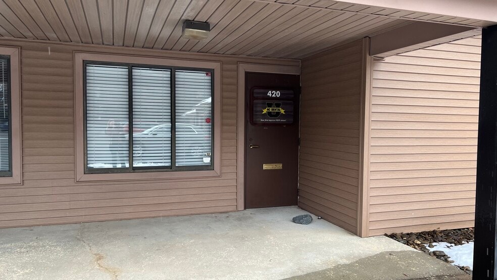 More Photos Of 3707 Latrobe Dr, Charlotte Office For Sale