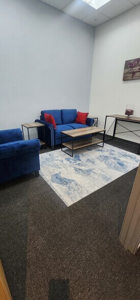 More Photos Of 15255 N 40th St, Phoenix Medical For Sale