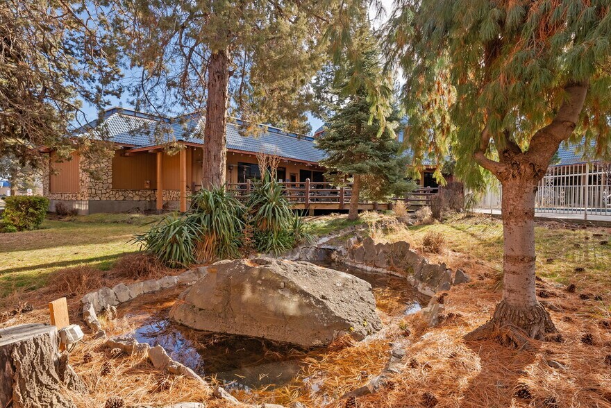 More Photos Of 3105 NW O. B. Riley Rd, Bend Hotel For Sale