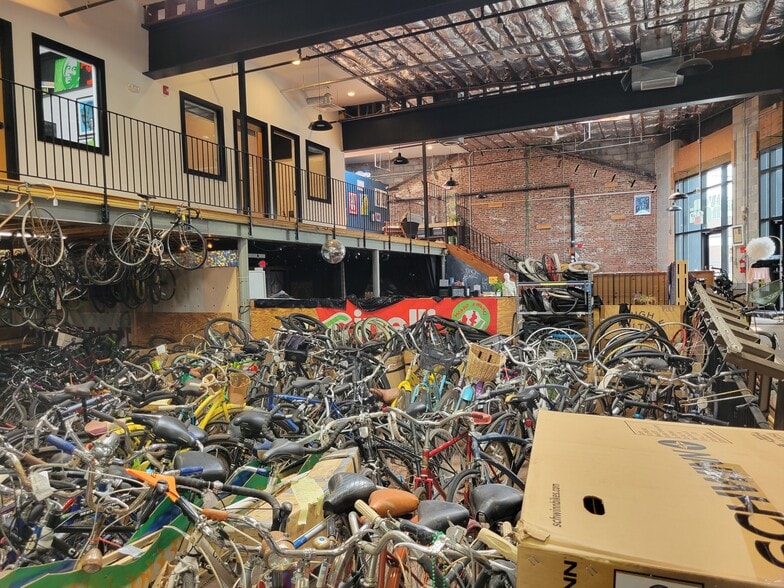 More Photos Of 21 Main St, Asbury Park Storefront For Sale