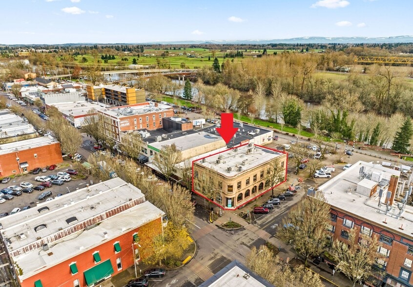 More Photos Of 143 SW 2nd St, Corvallis Office For Lease