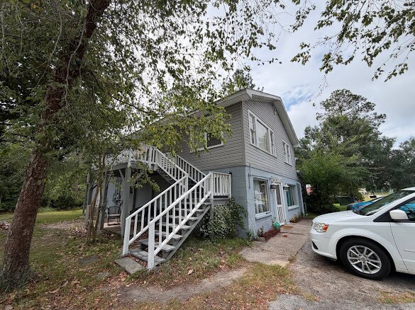 More Photos Of 305 Holmesville Ave, Baxley Multifamily For Sale