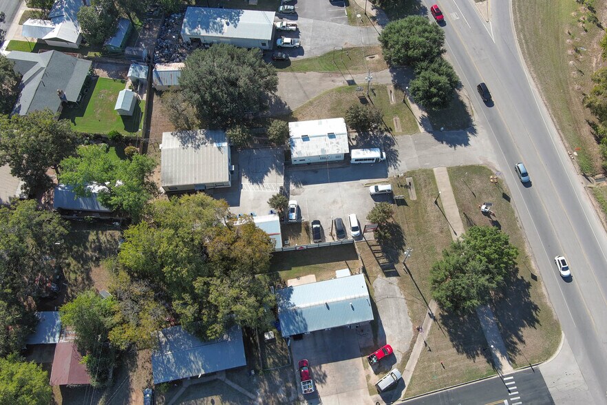 More Photos Of , Bastrop Office For Sale