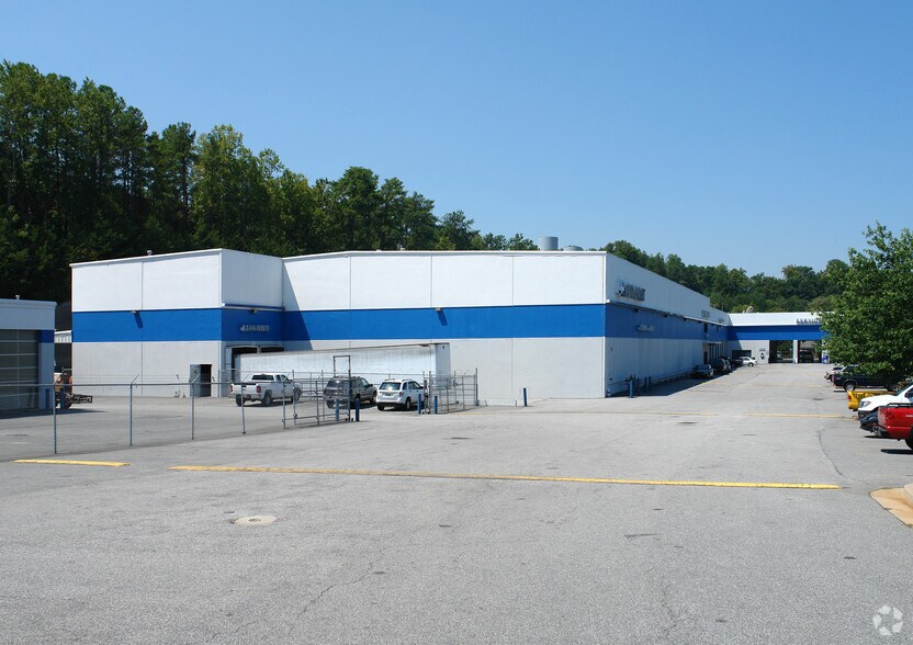 More Photos Of 7475 NE Roswell Rd, Atlanta Auto Repair For Lease