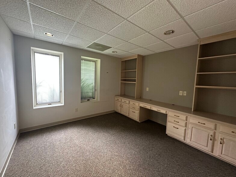 More Photos Of 200 Professional Park Dr SE, Blacksburg Medical For Lease
