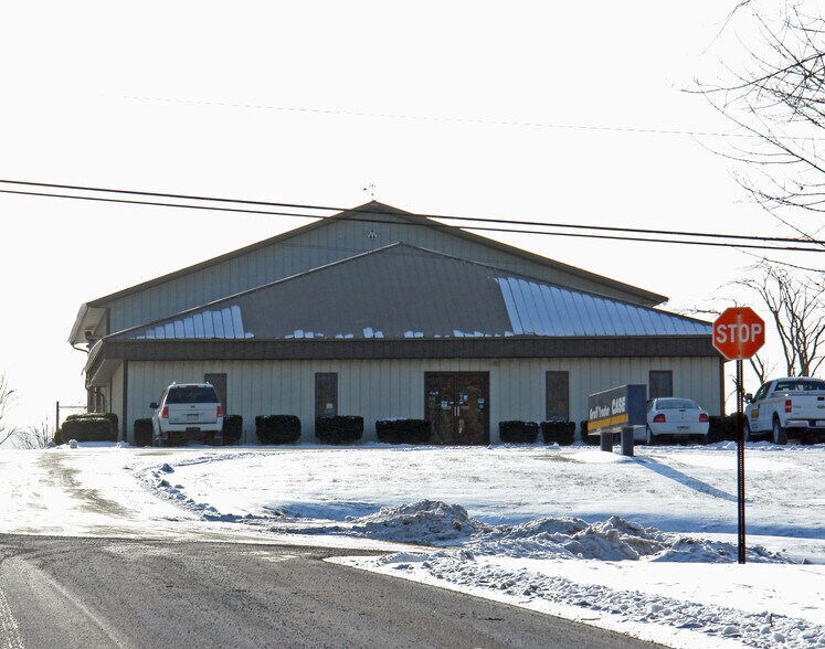 More Photos Of 210 Rolling Ridge Dr, Bellefonte Warehouse For Lease