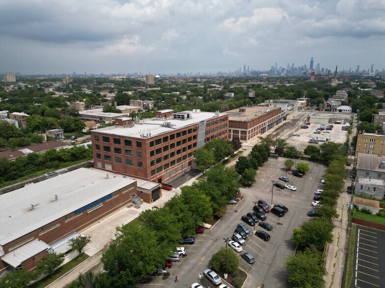 More Photos Of 4100 W Fillmore St, Chicago Warehouse For Lease