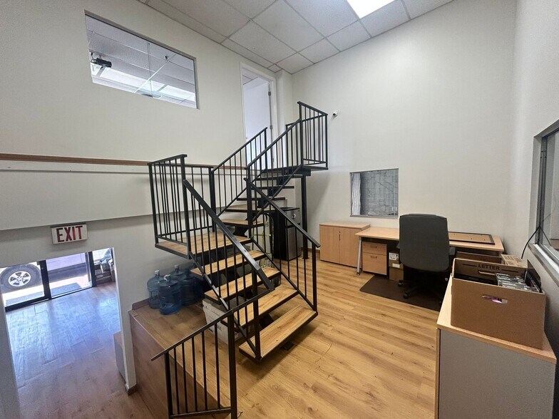 More Photos Of 6900-6914 NW 50th St, Miami Warehouse For Lease