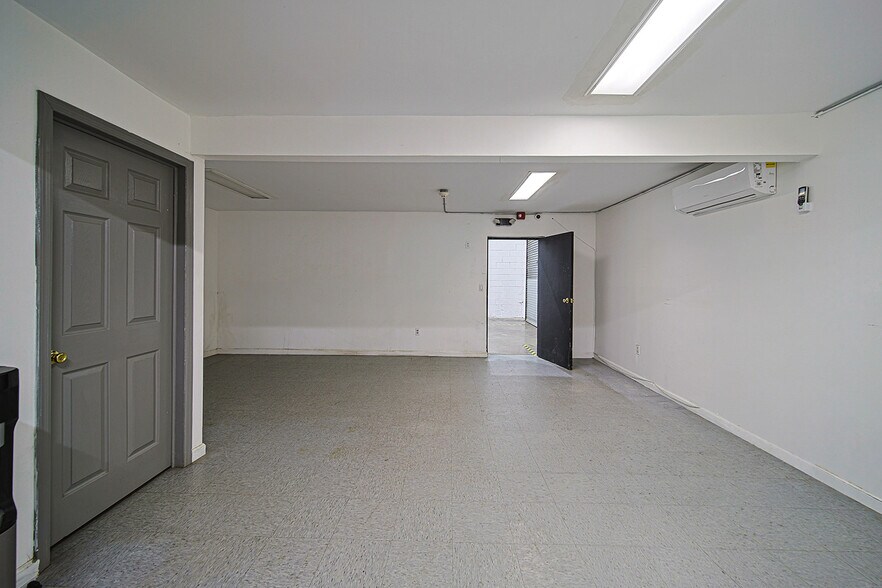 More Photos Of 1609 54th St, North Bergen Industrial For Lease