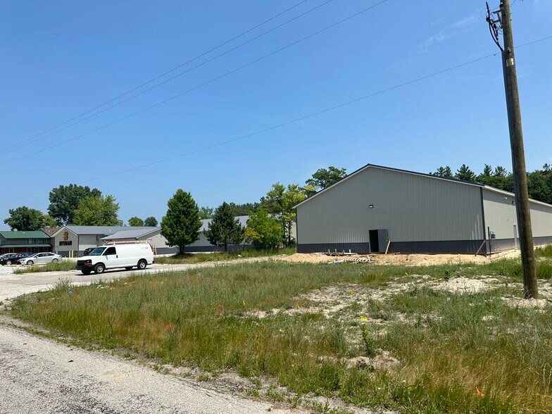 More Photos Of 2429 2 Mile Rd, Bay City Manufacturing For Sale
